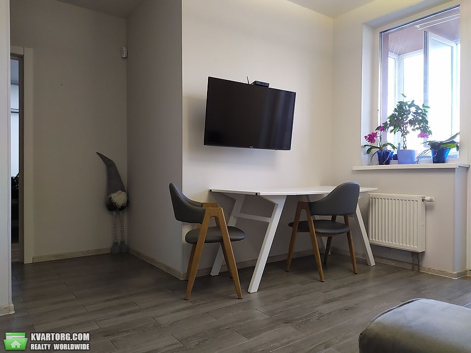Sell 2-room apartment. Киев,  Панельная — photo 3