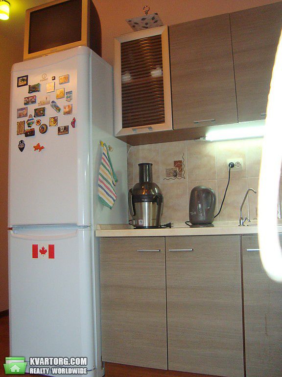 Rent out 2-room apartment. Днепропетровск, Европейская площадь — photo 4