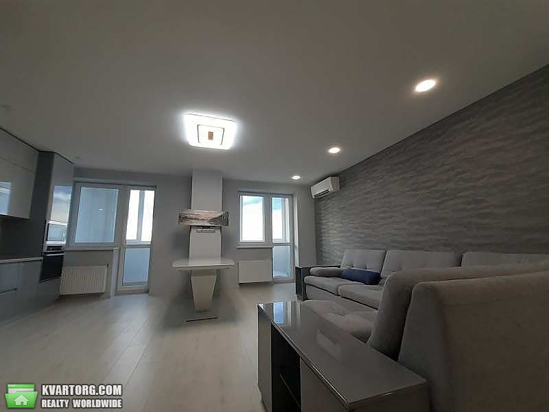 Sell 3-room apartment. Харьков, Целиноградская — photo 1