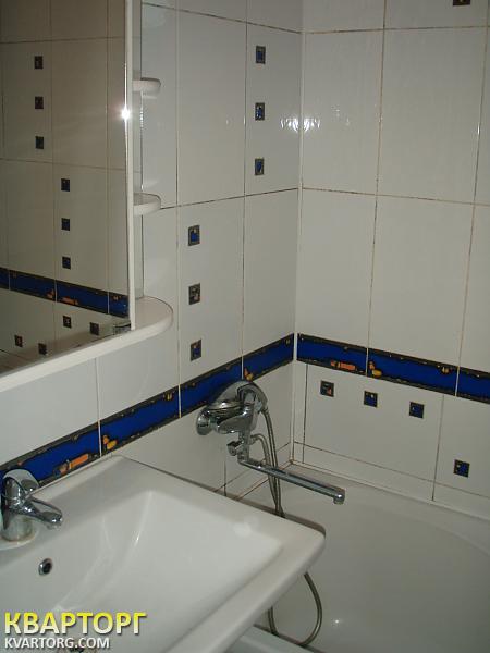 Rent out 3-room apartment. Киев,  Депутатская — photo 9