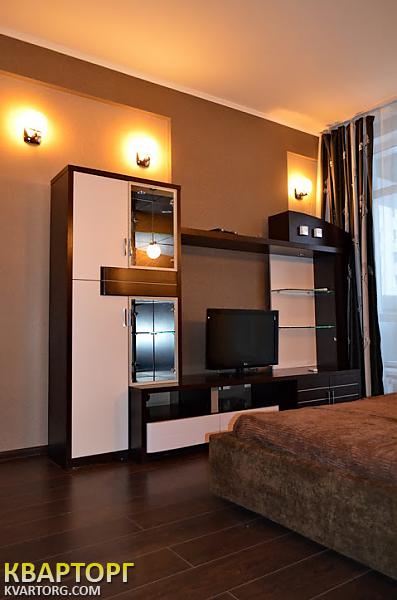 Rent out 1-room apartment. Киев, Драгомирова — photo 2