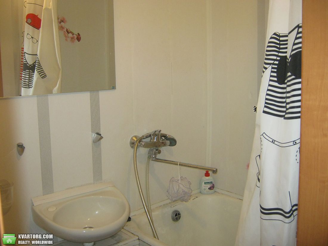 Rent out 1-room apartment. Киев, В.Гетьмана — photo 6