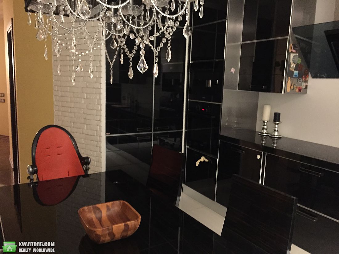 Rent out 3-room apartment. Киев,  Мильчакова — photo 2