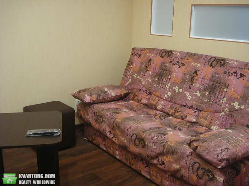 Rent out 2-room apartment. Харьков, Героев Труда — photo 1