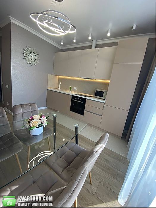 Rent out 1-room apartment. Киев, Предславинская — photo 4