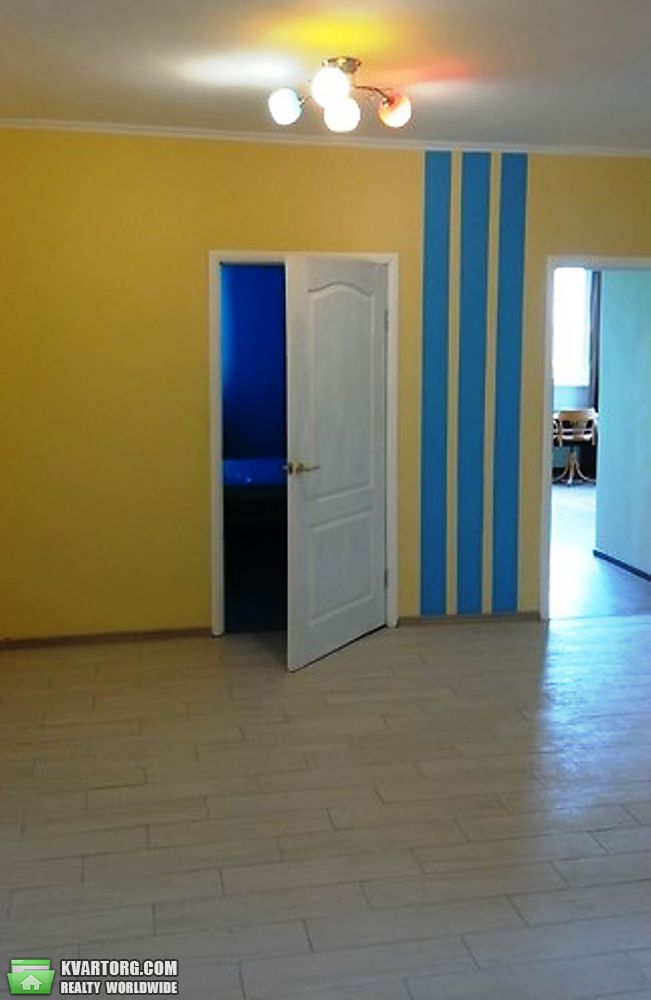 Rent out 3-room apartment. Киев,  Гетьмана — photo 7