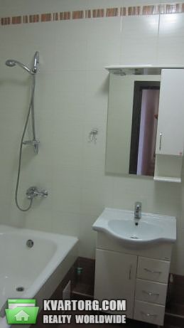 Rent out 3-room apartment. Киев, Стешенко — photo 10