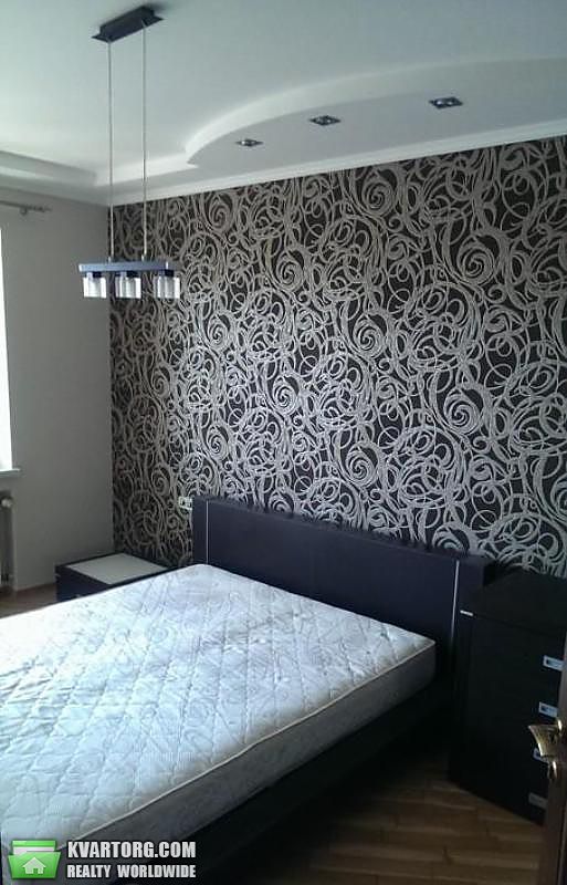 Rent out 4-room apartment. Киев,  Вернадского бул — photo 7