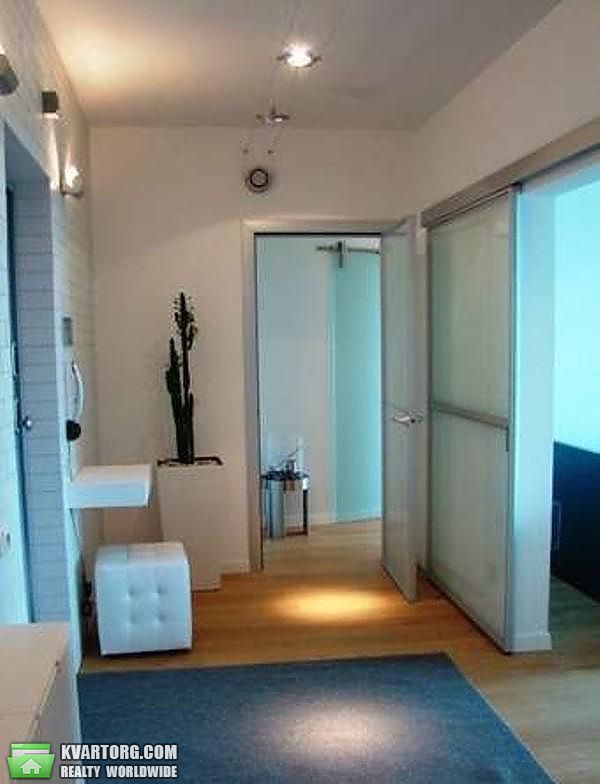 Rent out 2-room apartment. Киев,  Зверинецкая — photo 9