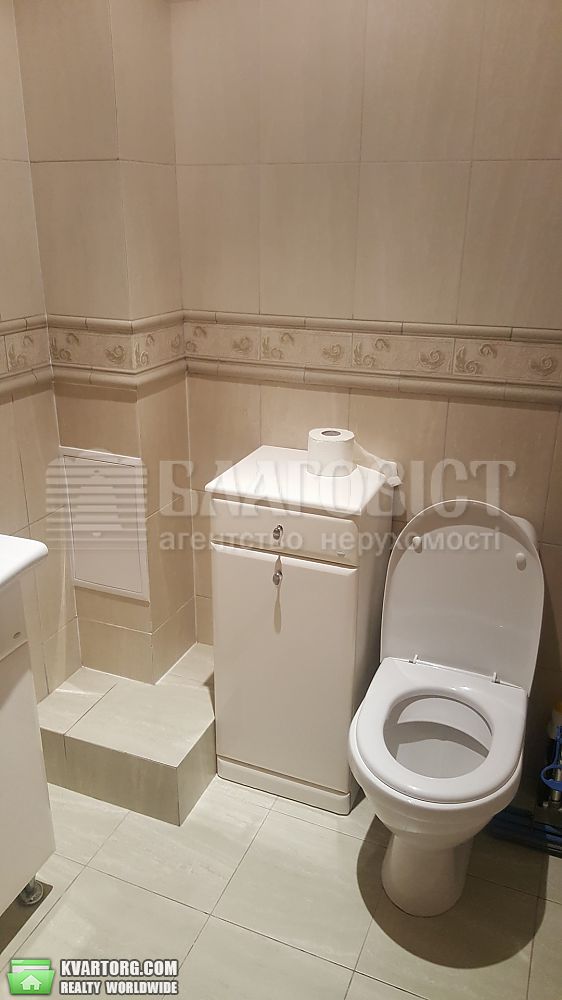 Rent out 2-room apartment. Киев,  Дмитриевская — photo 9