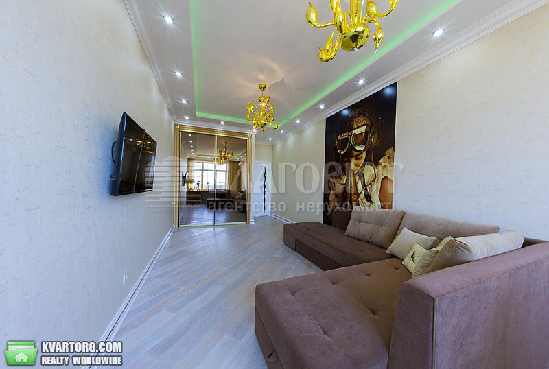 Sell 3-room apartment. Киев,  Щорса — photo 4