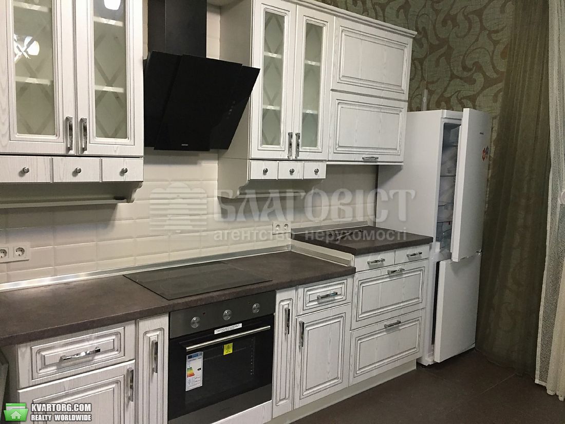 Rent out 1-room apartment. Киев,  Щорса — photo 4