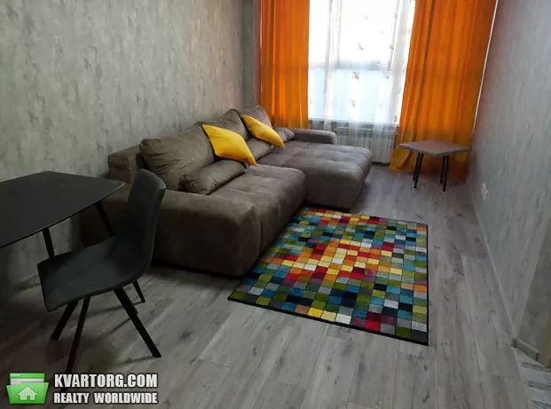 Rent out 2-room apartment. Киев,  Петропавловская — photo 3