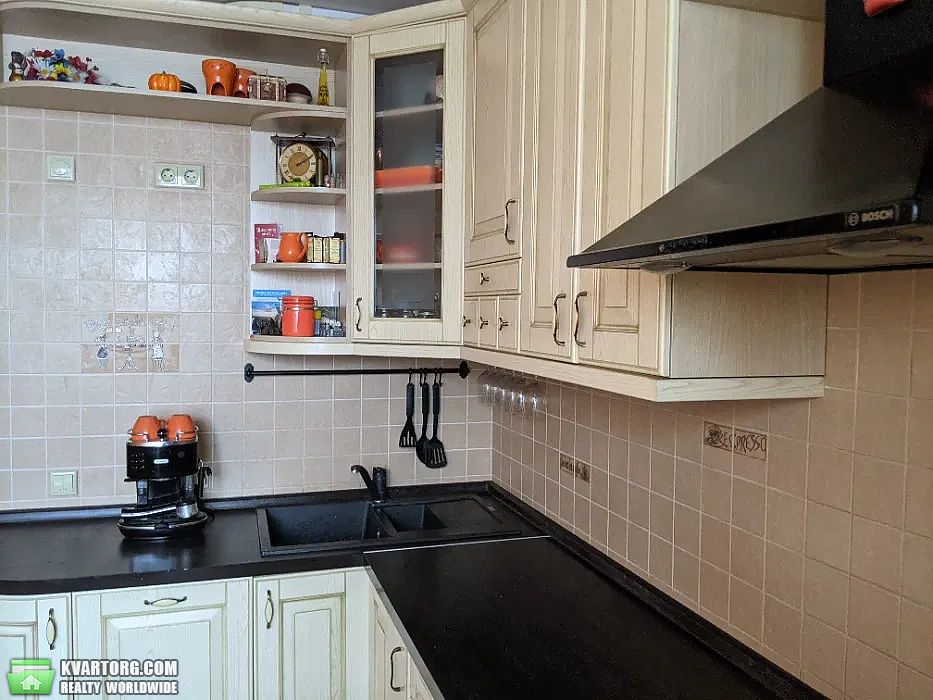 Sell 2-room apartment. Киев,  Липковского — photo 1