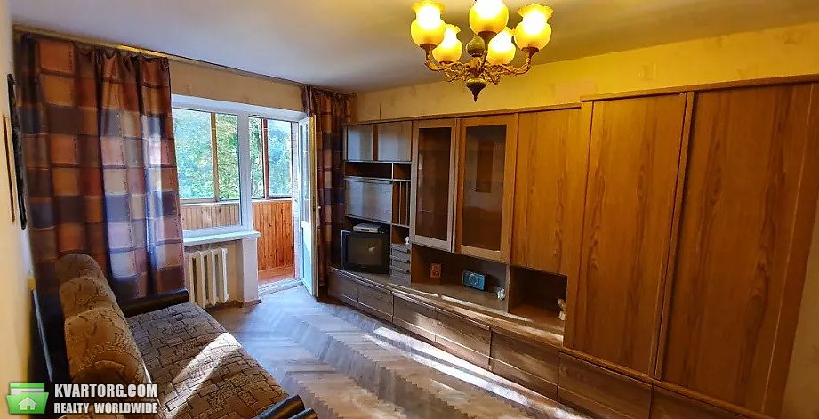 Sell 3-room apartment. Киев,  Курская — photo 1