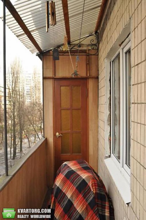Sell 3-room apartment. Киев,  Зодчих — photo 9