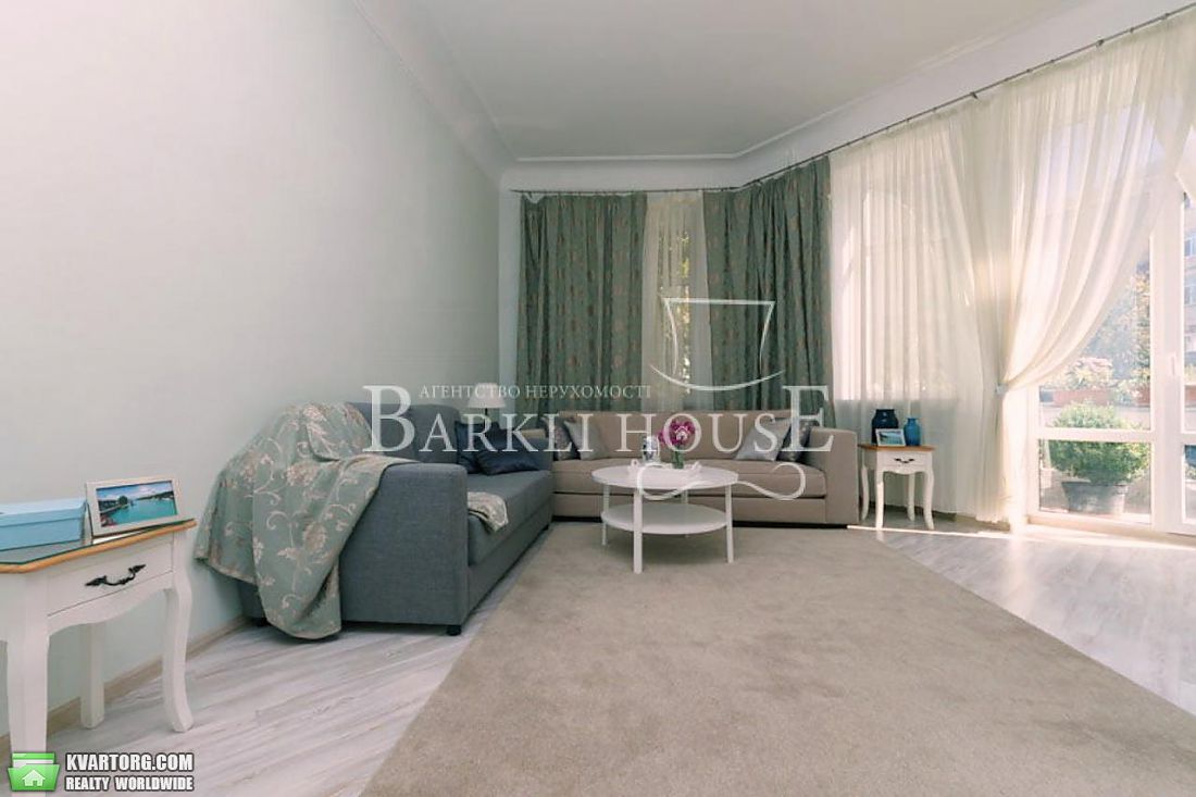 Rent out 3-room apartment. Киев, Лютеранская — photo 2