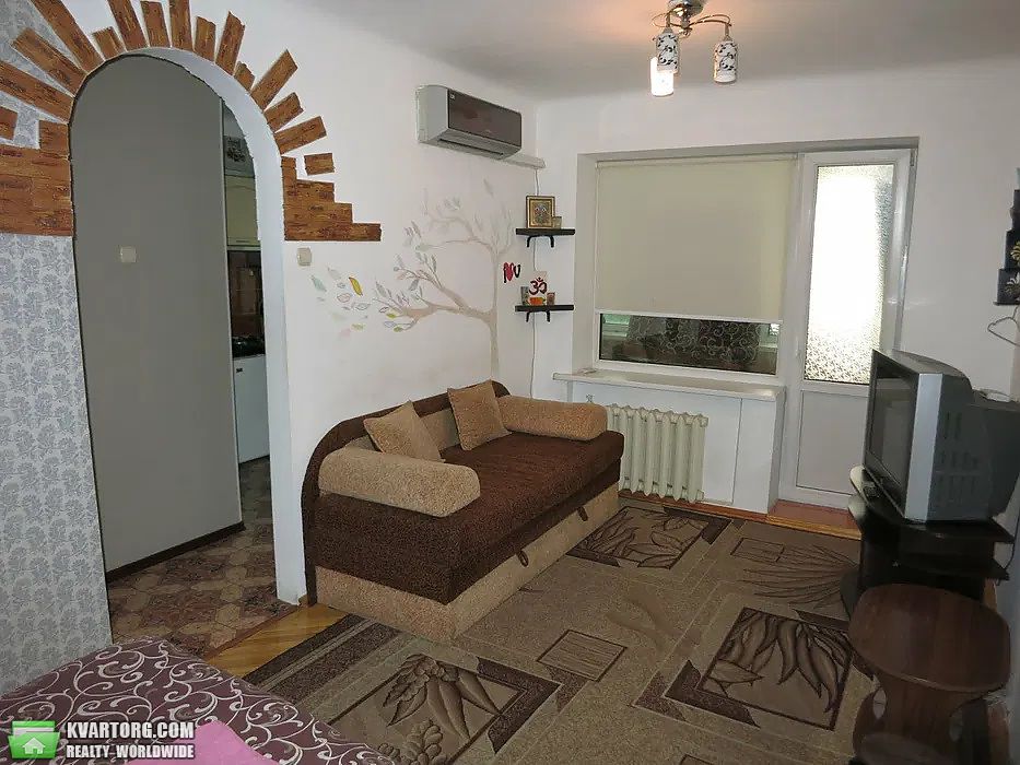 Sell 1-room apartment. Киев,  Брюллова — photo 2