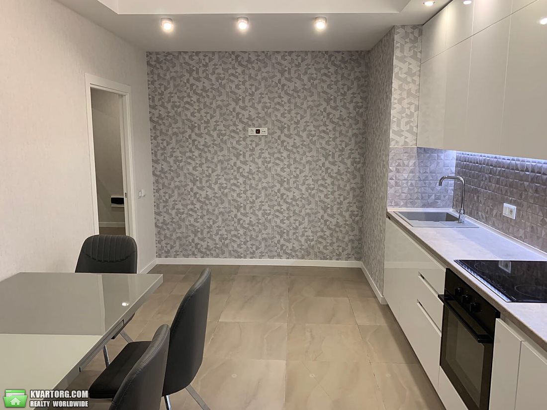 Rent out 2-room apartment. Киев,  Герцена — photo 6