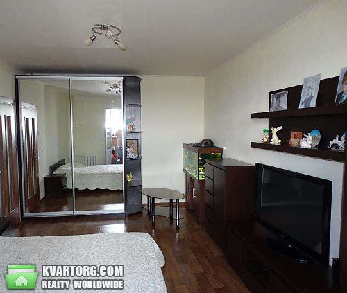 Rent out 2-room apartment. Киев, Белицкая — photo 5
