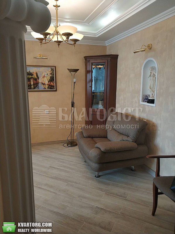 Rent out 3-room apartment. Киев,  Суворова — photo 4