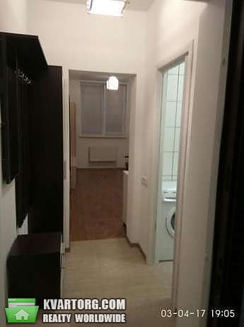 Rent out 1-room apartment. Киев,  Жамбила Жабаєва — photo 2