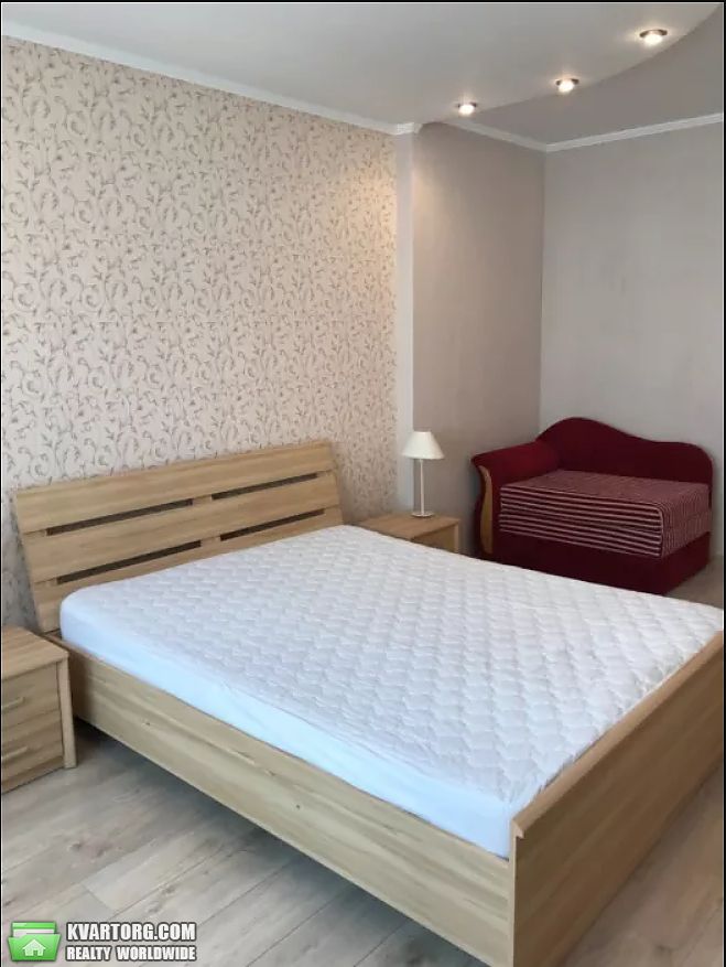Rent out 1-room apartment. Киев,  Чавдар — photo 4