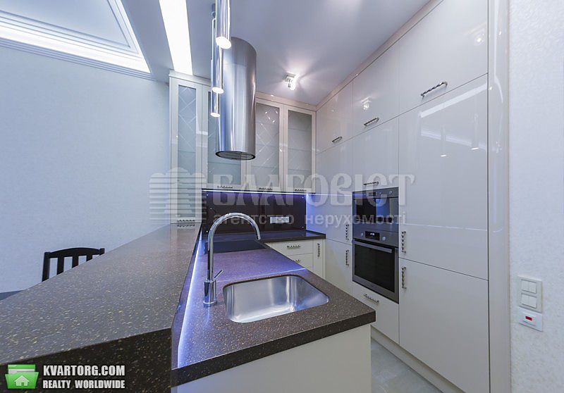 Rent out 3-room apartment. Киев, Анри Барбюса — photo 1