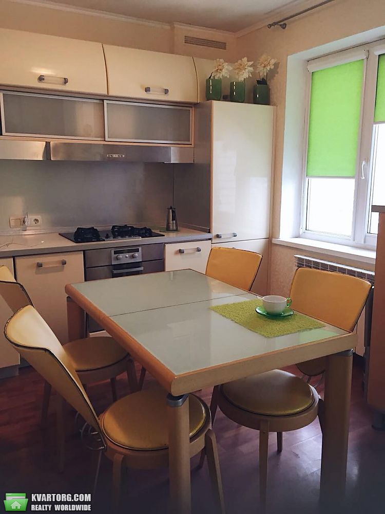 Rent out 2-room apartment. Киев,  Демиевская — photo 4