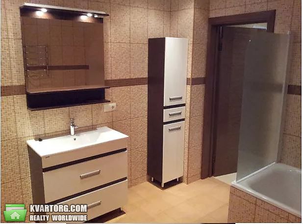 Rent out 2-room apartment. Киев, Ямская — photo 4