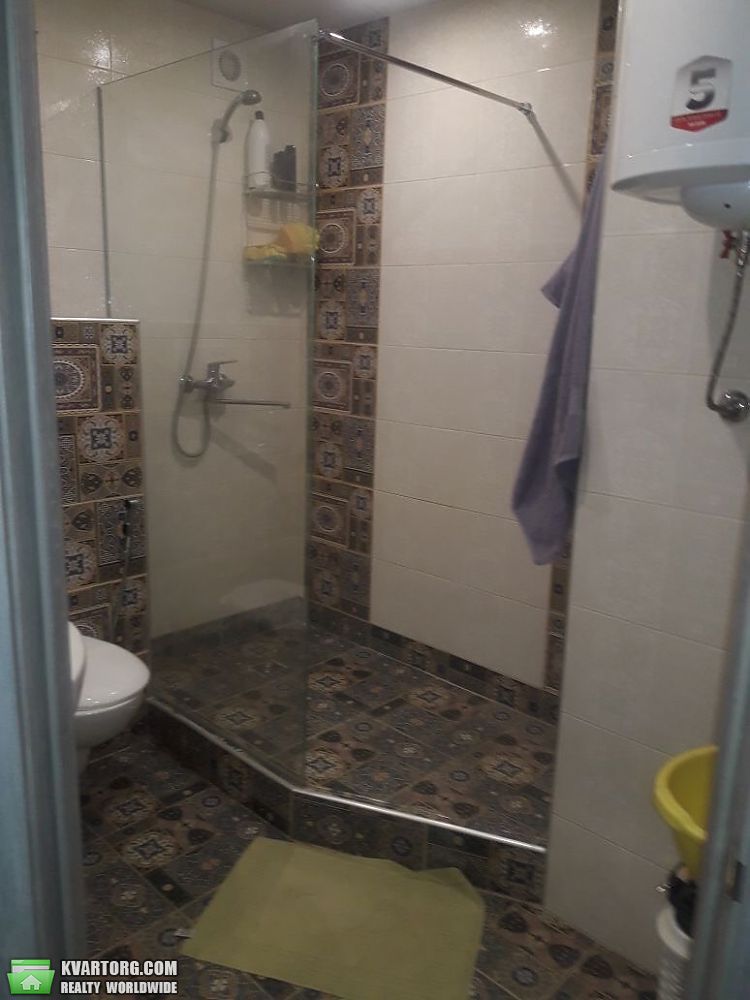 Rent out 2-room apartment. Киев,  Голосеевская — photo 9