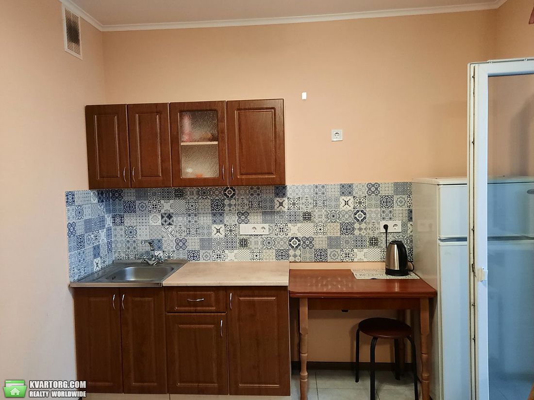 Rent out 1-room apartment. Киев, Калнышевского — photo 4