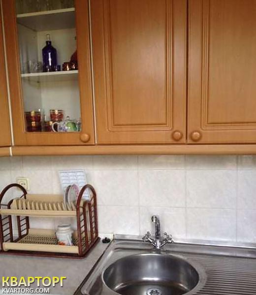Sell 2-room apartment. Киев,  Радужная — photo 1