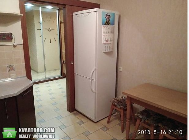 Rent out 2-room apartment. Киев,  Героев Днепра — photo 2