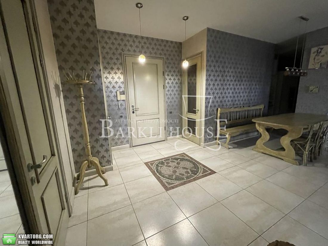 Rent out 3-room apartment. Киев,  Жилянская — photo 6