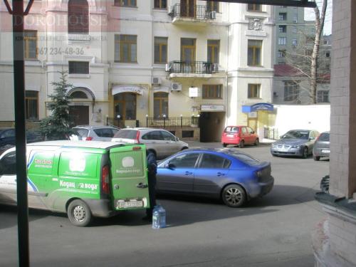 Sell office. Киев, Ярославов Вал 17 А — photo 1