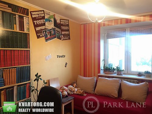 Sell 3-room apartment. Киев, Святошинская пл — photo 3