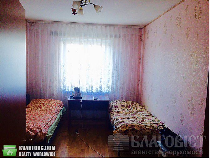Sell 2-room apartment. Киев,  Урловская — photo 3