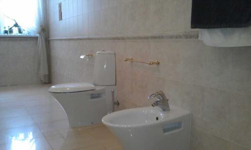 Rent out house. Киев, Черногорская — photo 9