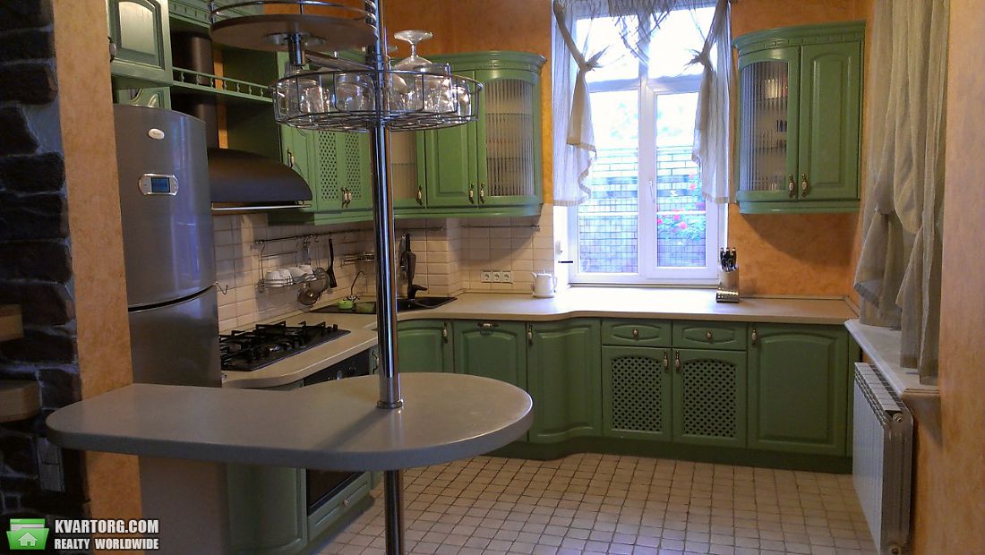 Sell house. Киев,  Малинская — photo 4