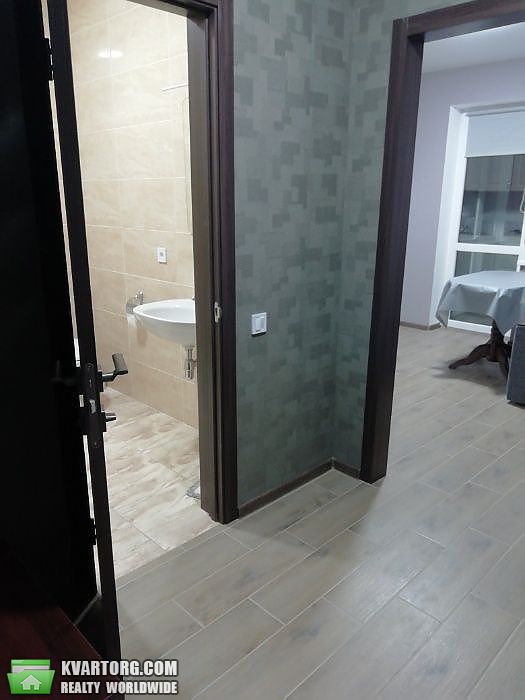Rent out 1-room apartment. Киев, Нижнеключевая — photo 1