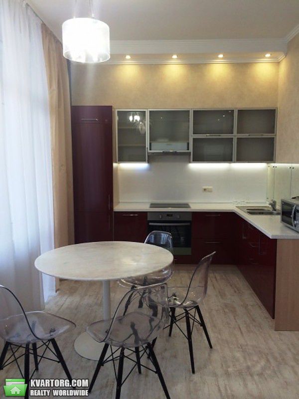 Rent out 2-room apartment. Киев,  Драгомирова — photo 4