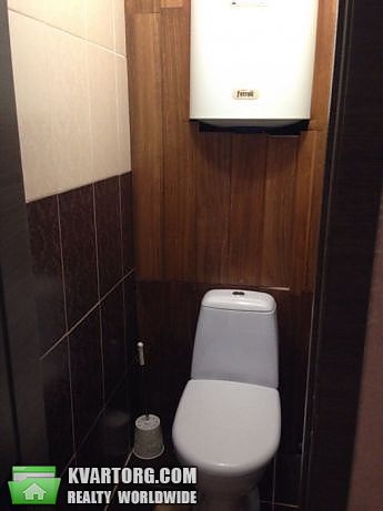 Rent out 2-room apartment. Киев,  Героев Днепра — photo 7