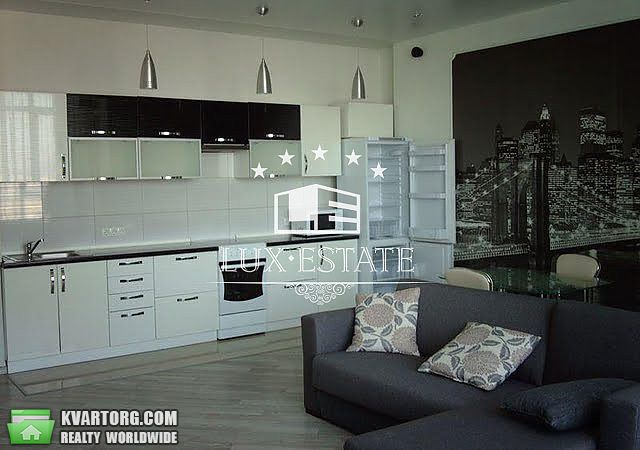 Rent out 2-room apartment. Киев,  Щорса — photo 1