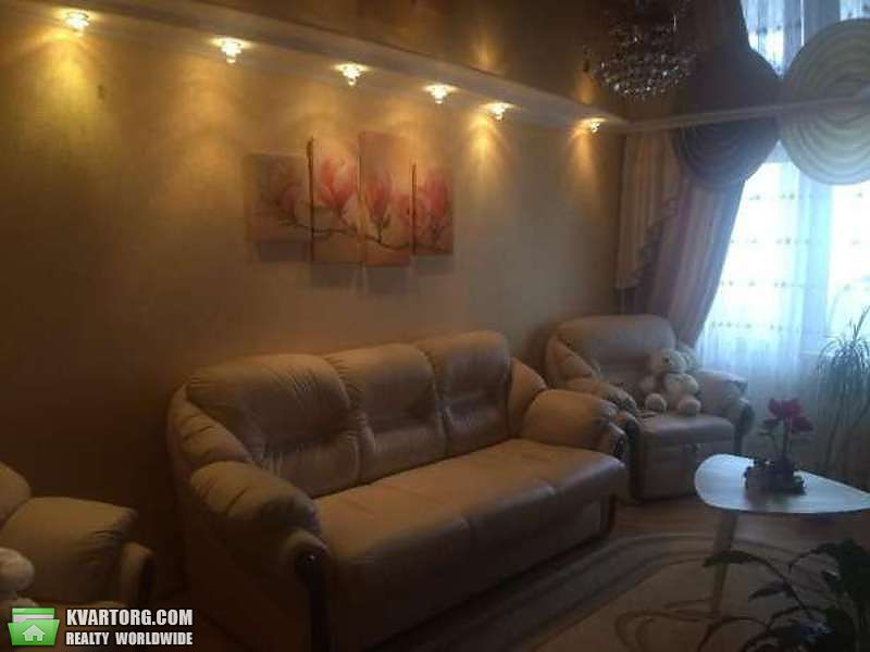 Sell 3-room apartment. Киев,  Гната Юры — photo 1