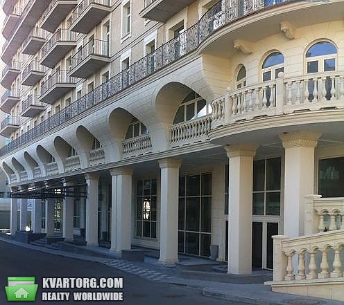 Sell 3-room apartment. Киев, Новоселицкая — photo 1