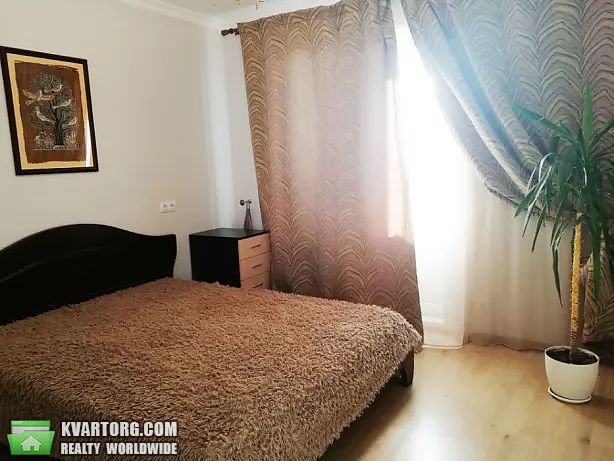 Rent out 2-room apartment. Киев,  Ломоносова — photo 1