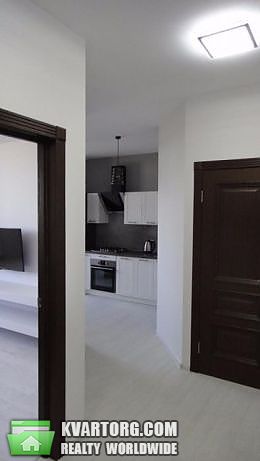 Rent out 2-room apartment. Киев,  Леси Украинки — photo 2