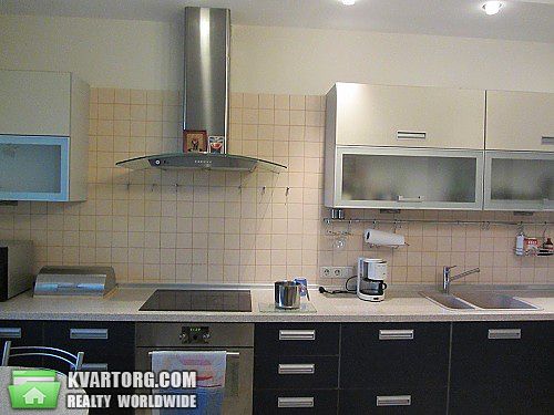 Rent out 3-room apartment. Киев,  Луначарского — photo 1