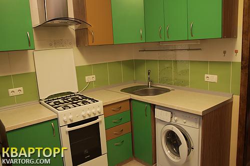 Rent out 2-room apartment. Киев,  Героев Днепра — photo 1